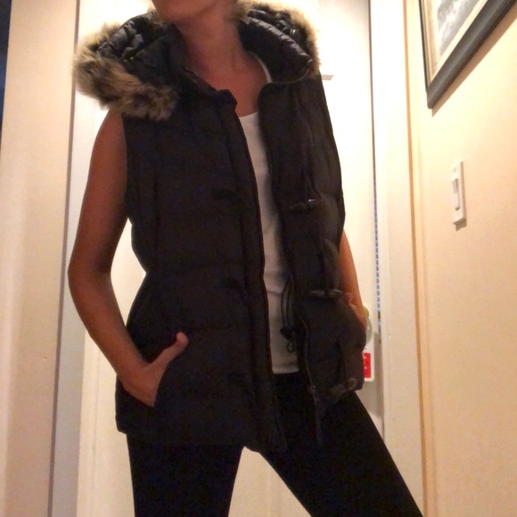 J. Crew Jackets & Blazers - J. Crew puffer vest